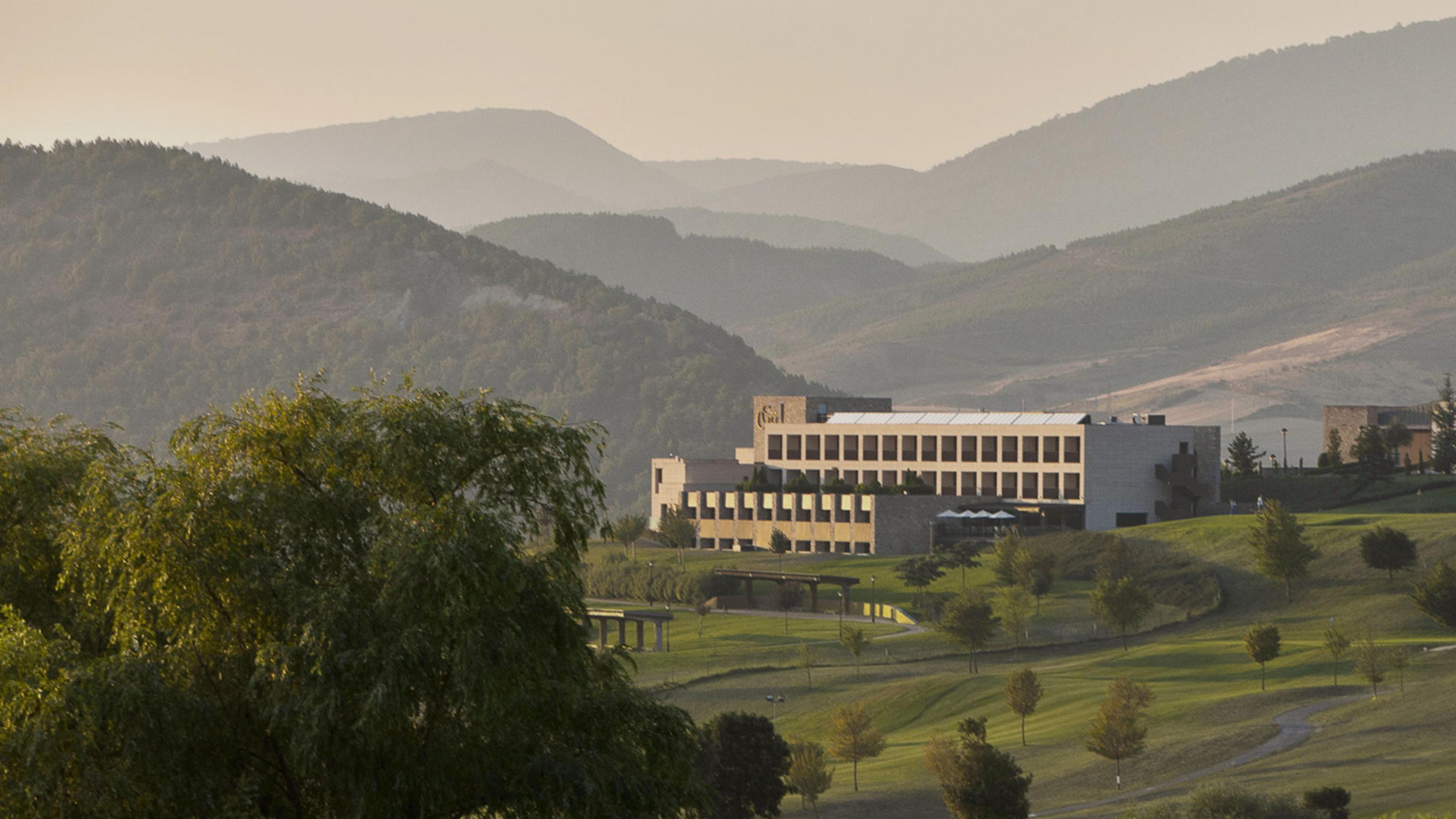 Hotel Castillo De Gorraiz&Spa Ngoại thất bức ảnh